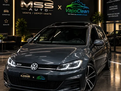 Véhicule présenté au showroom MSS Auto × VapoClean